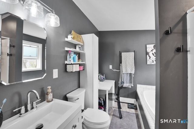 15 Corona Drive, Milford, CT 06460