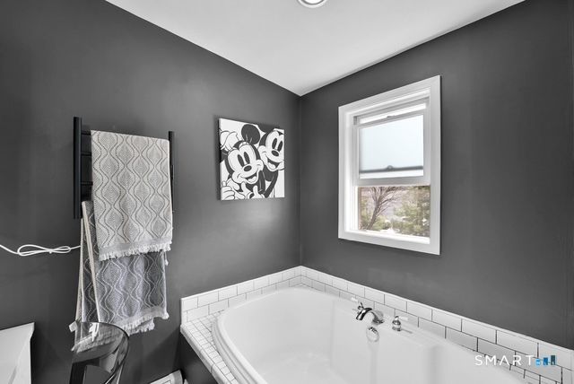 15 Corona Drive, Milford, CT 06460