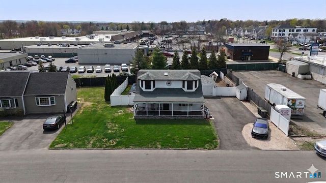 15 Corona Drive, Milford, CT 06460