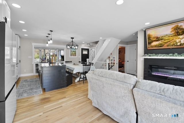 15 Corona Drive, Milford, CT 06460