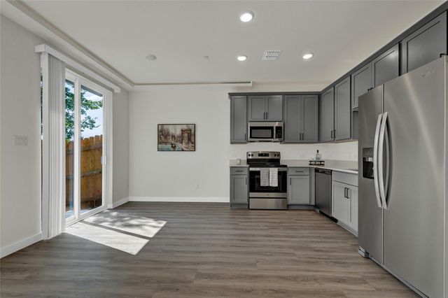 104 Creekside TRL 503, Kyle, TX 78640