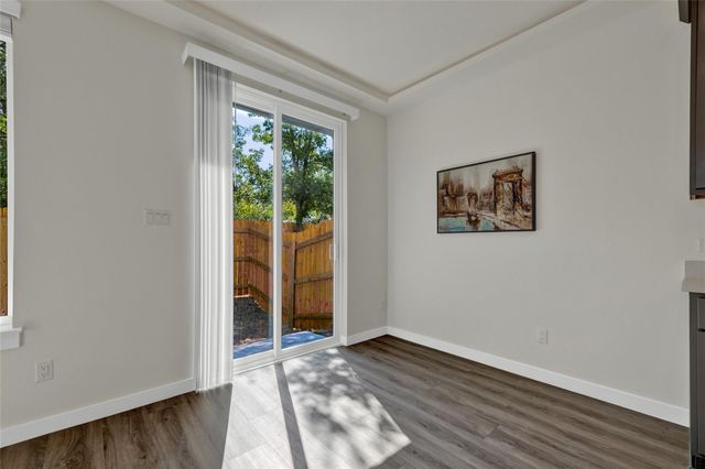 104 Creekside TRL 503, Kyle, TX 78640