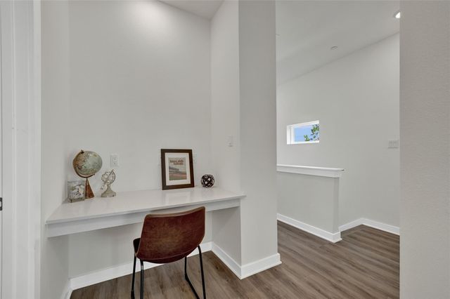 104 Creekside TRL 503, Kyle, TX 78640