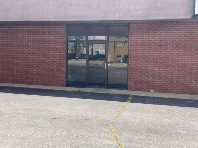 702 South Pearl Avenue B, Joplin, MO 64801