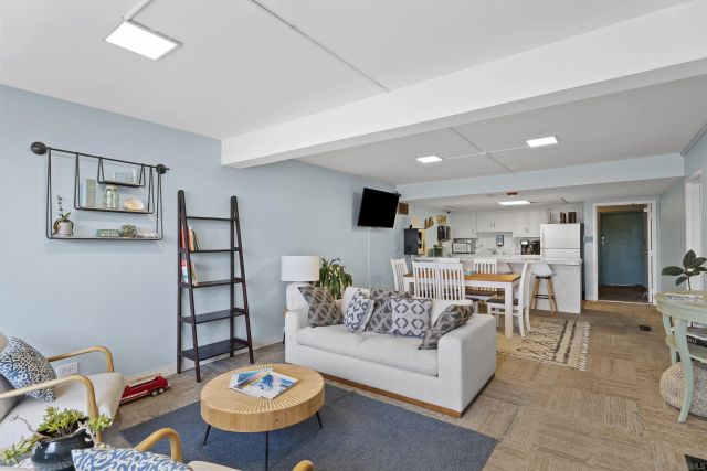 4944 Cass 604, San Diego, CA 92109