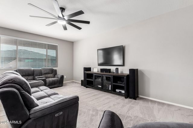 18253 W LOUISE Drive, Surprise, AZ 85387