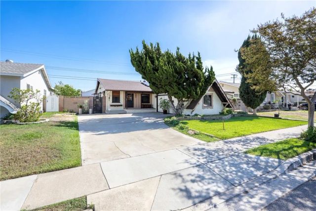 7660 El Chaco, Buena Park, CA 90620