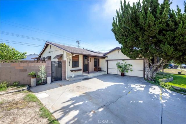 7660 El Chaco, Buena Park, CA 90620