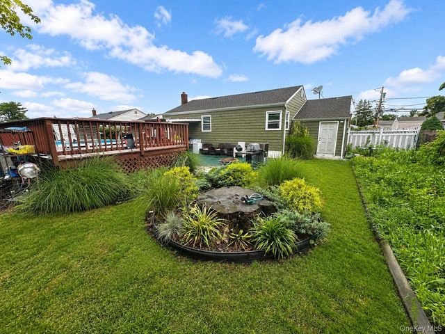 80 Carroll Street, Brentwood, NY 11717
