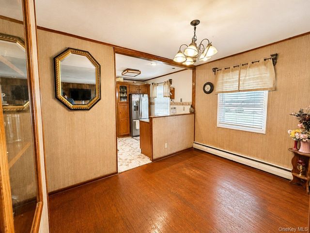 80 Carroll Street, Brentwood, NY 11717