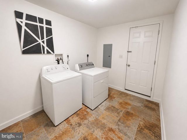 6018 HAZELHURST ST, Philadelphia, PA 19151