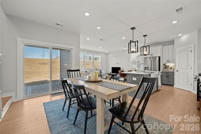 14028 Lake Home Lane, Charlotte, NC 28278