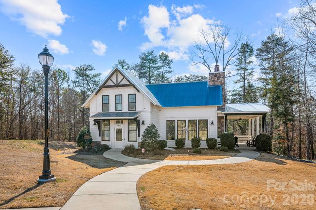14028 Lake Home Lane, Charlotte, NC 28278