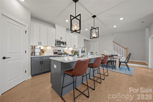 14028 Lake Home Lane, Charlotte, NC 28278