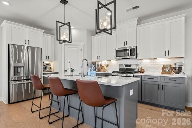 14028 Lake Home Lane, Charlotte, NC 28278