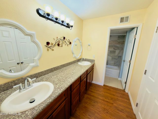 12612 S CHEROKEE Street, Phoenix, AZ 85044