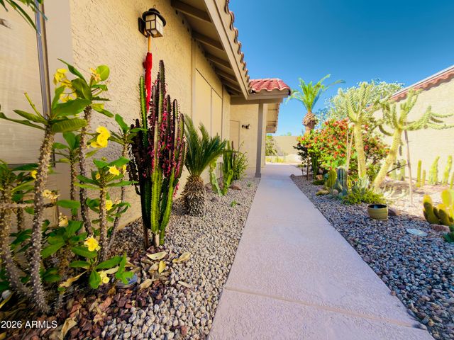 12612 S CHEROKEE Street, Phoenix, AZ 85044