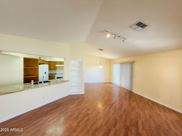 12612 S CHEROKEE Street, Phoenix, AZ 85044