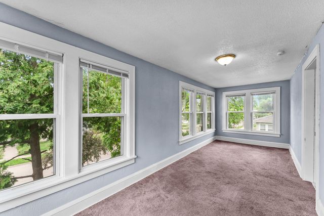 3003 California Street NE, Minneapolis, MN 55418