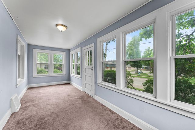 3003 California Street NE, Minneapolis, MN 55418