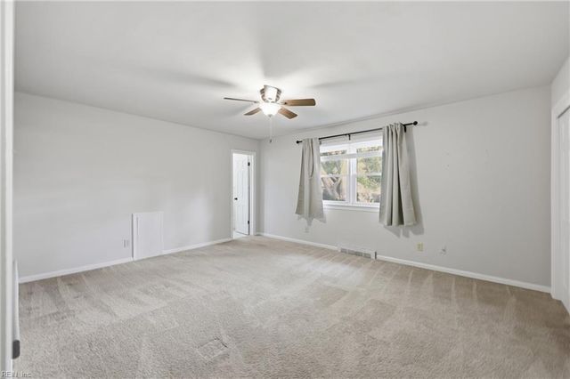 1531 Longdale DR, Norfolk, VA 23518