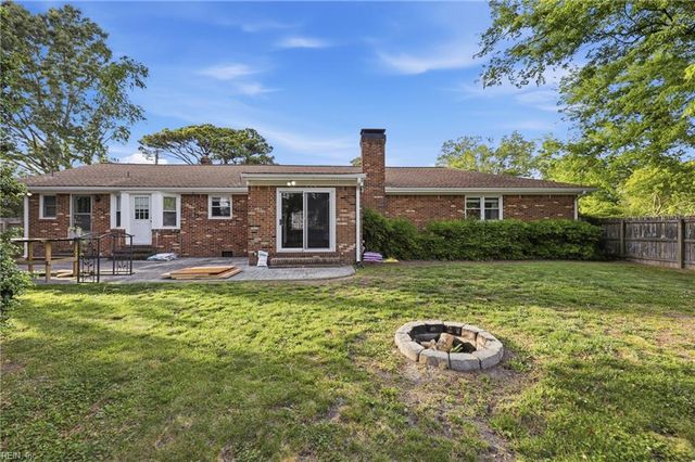 1531 Longdale DR, Norfolk, VA 23518