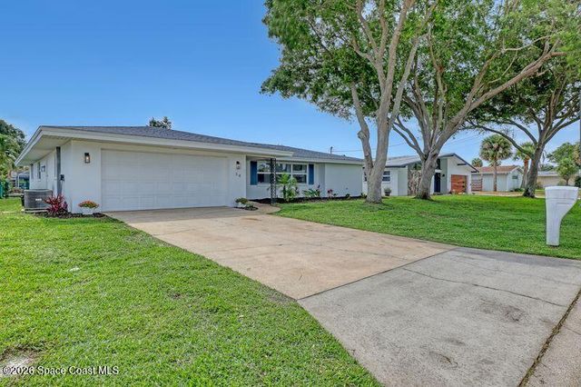 34 Westview Lane, Cocoa Beach, FL 32931