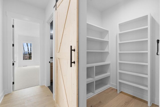 1671 Allendale Dr, Nolensville, TN 37135