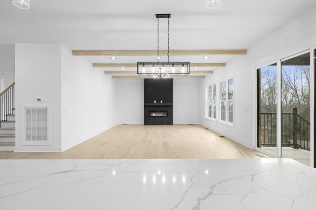 1671 Allendale Dr, Nolensville, TN 37135