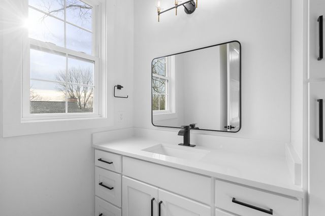 1671 Allendale Dr, Nolensville, TN 37135