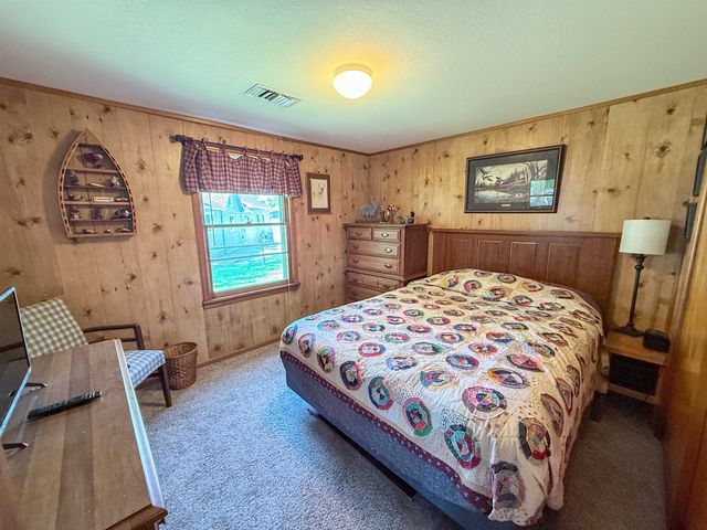 37 Shoreline Dr, Geneseo, KS 67444