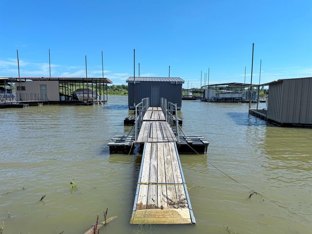 37 Shoreline Dr, Geneseo, KS 67444