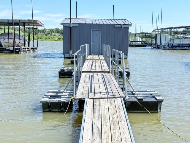 37 Shoreline Dr, Geneseo, KS 67444