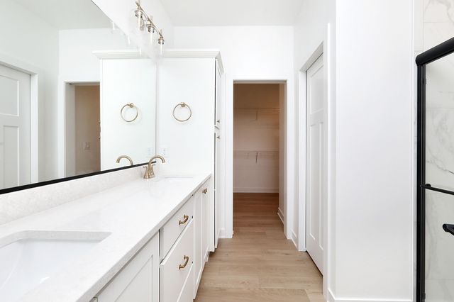 2500 NE 6th Street, Grimes, IA 50111