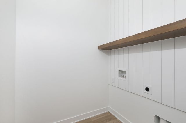 2500 NE 6th Street, Grimes, IA 50111