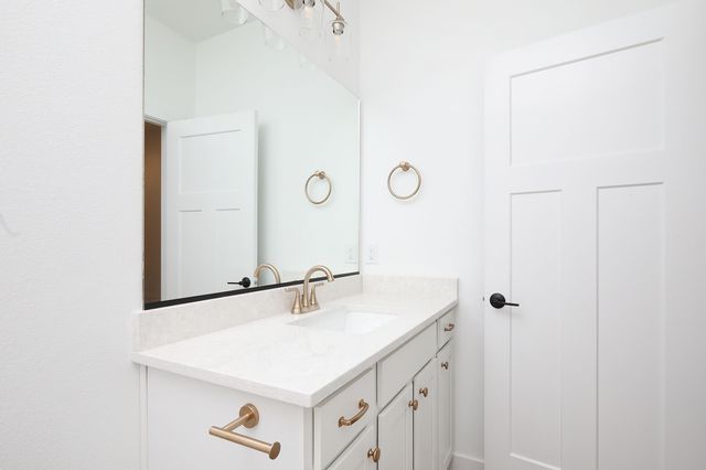 2500 NE 6th Street, Grimes, IA 50111