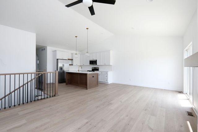 2500 NE 6th Street, Grimes, IA 50111