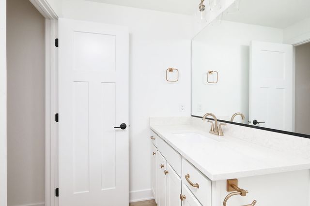 2500 NE 6th Street, Grimes, IA 50111