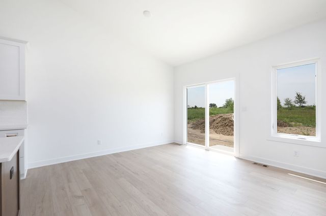 2500 NE 6th Street, Grimes, IA 50111