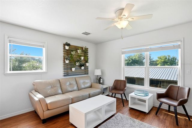 123 S WIGGINS ROAD, Plant City, FL 33566
