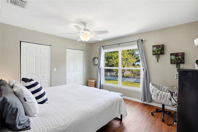 123 S WIGGINS ROAD, Plant City, FL 33566