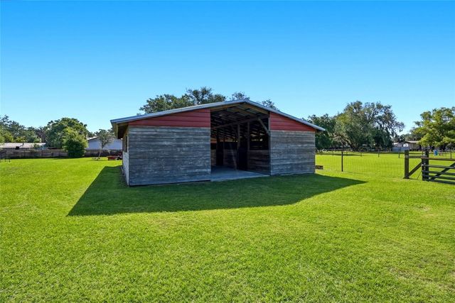 123 S WIGGINS ROAD, Plant City, FL 33566