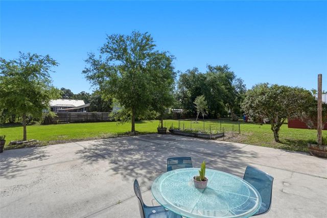 123 S WIGGINS ROAD, Plant City, FL 33566