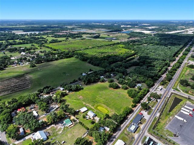 123 S WIGGINS ROAD, Plant City, FL 33566