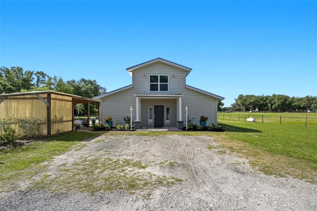 123 S WIGGINS ROAD, Plant City, FL 33566