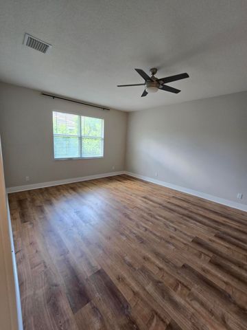 4920 Pointe Midtown Way, Palm Beach Gardens, FL 33418