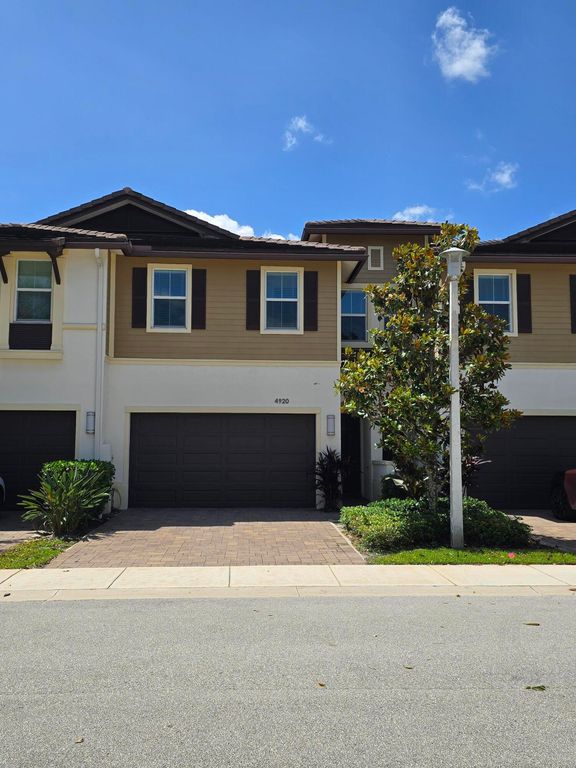 4920 Pointe Midtown Way, Palm Beach Gardens, FL 33418