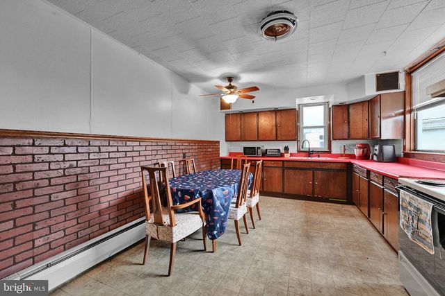 76-80 CIRCLE DR, Red Lion, PA 17356