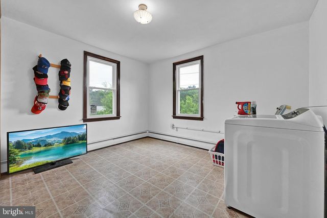76-80 CIRCLE DR, Red Lion, PA 17356