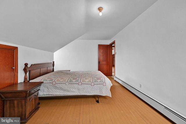 76-80 CIRCLE DR, Red Lion, PA 17356
